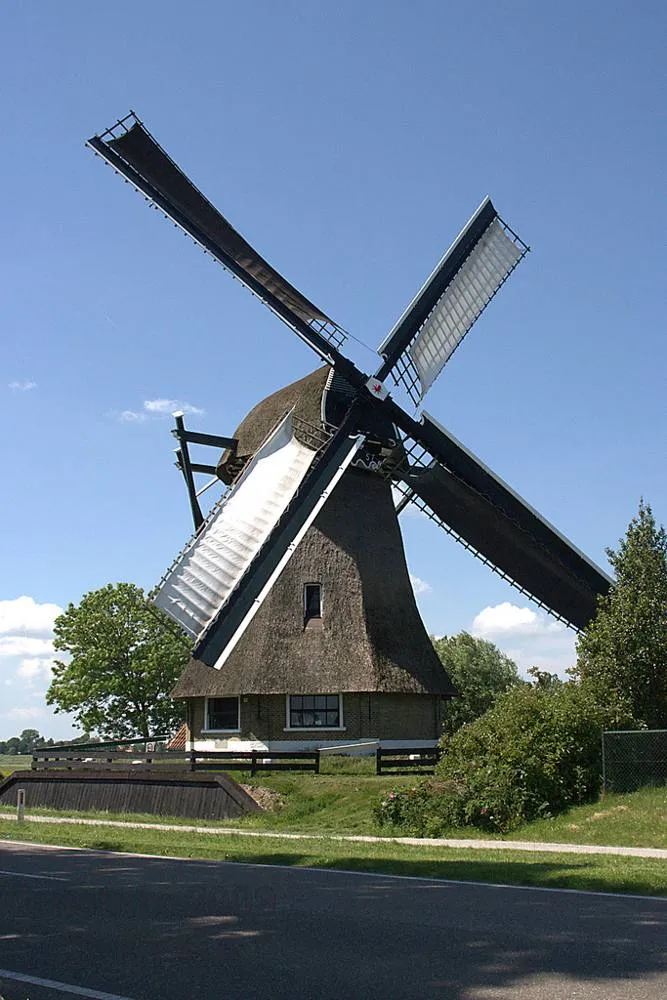 Sintjohannesga: Sintjohannesga - Molen De Hersteller met zeilen
